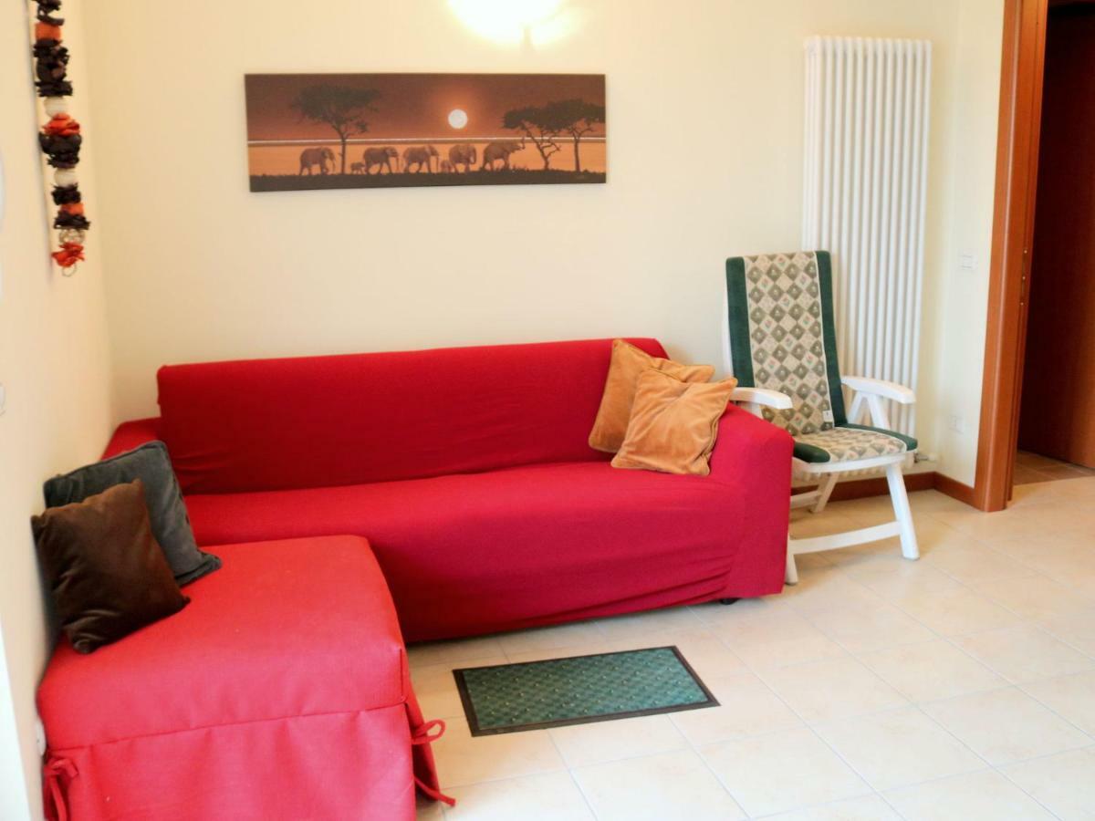 Small Residence Of Only 18 Apartments With Swimming Pool Lazise Eksteriør bilde